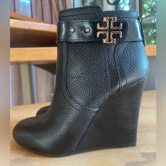 New Tory Burch boots - Picture 5 of 13